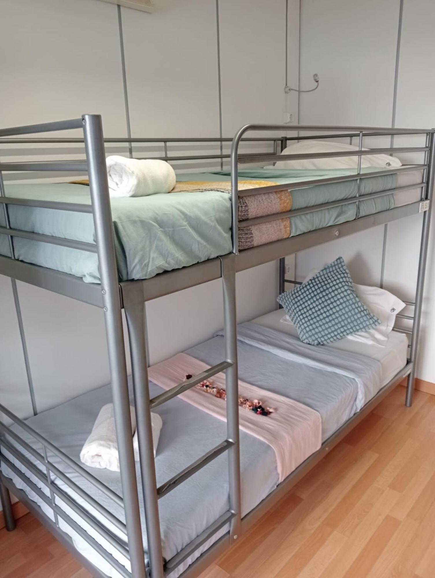 Corujinha Hostel Lisbon Bagian luar foto