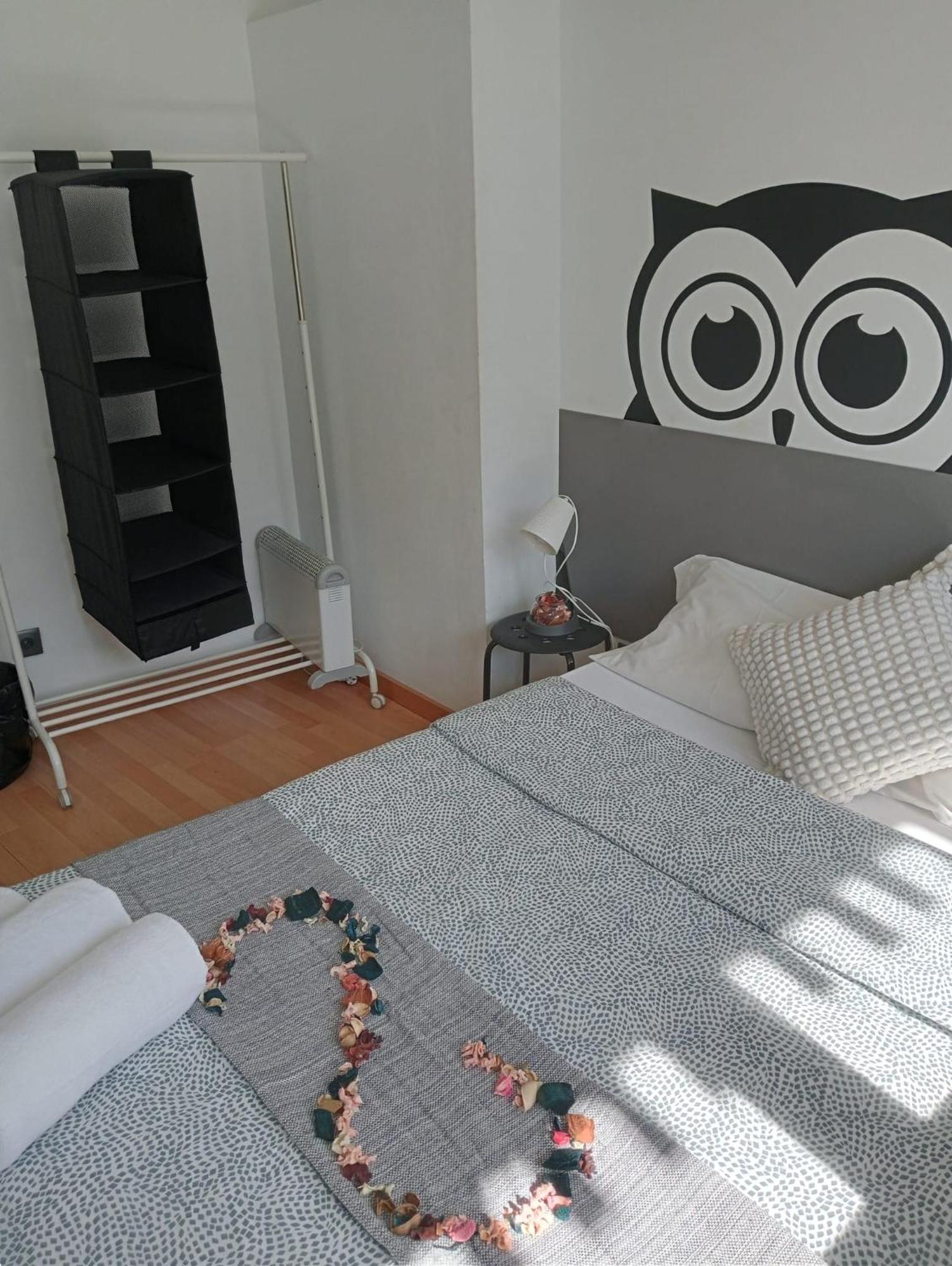 Corujinha Hostel Lisbon Bagian luar foto