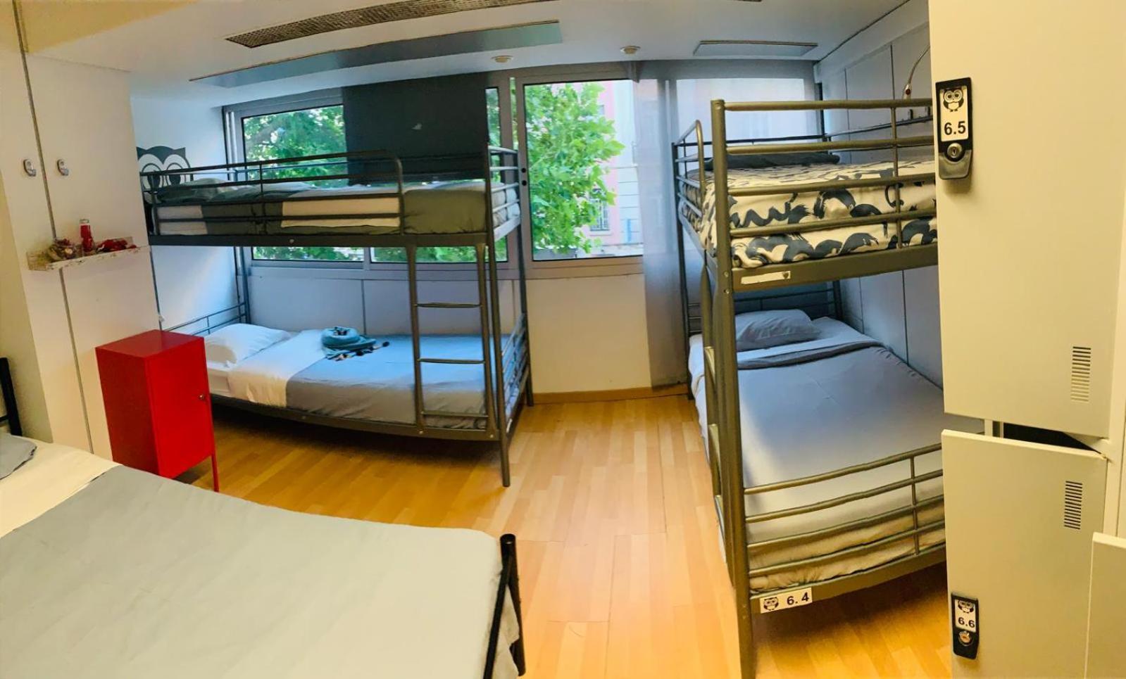 Corujinha Hostel Lisbon Bagian luar foto