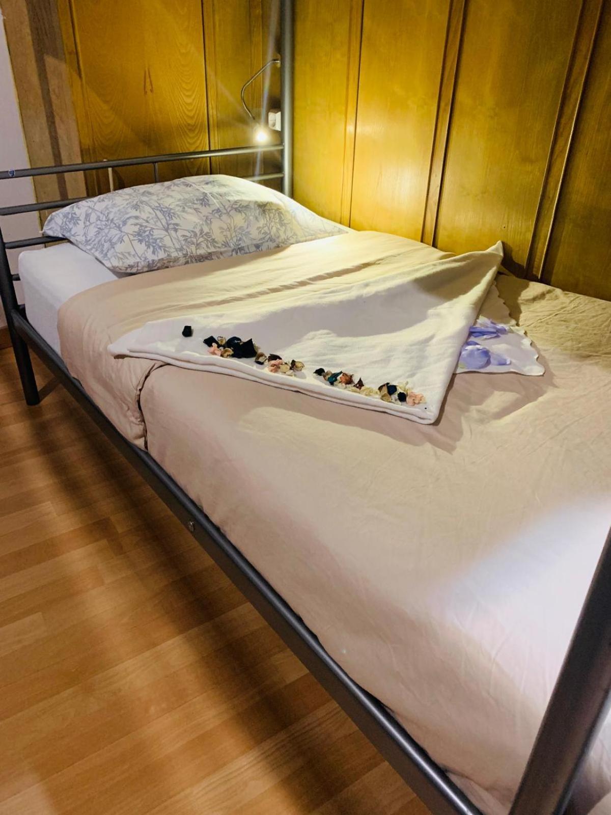 Corujinha Hostel Lisbon Bagian luar foto